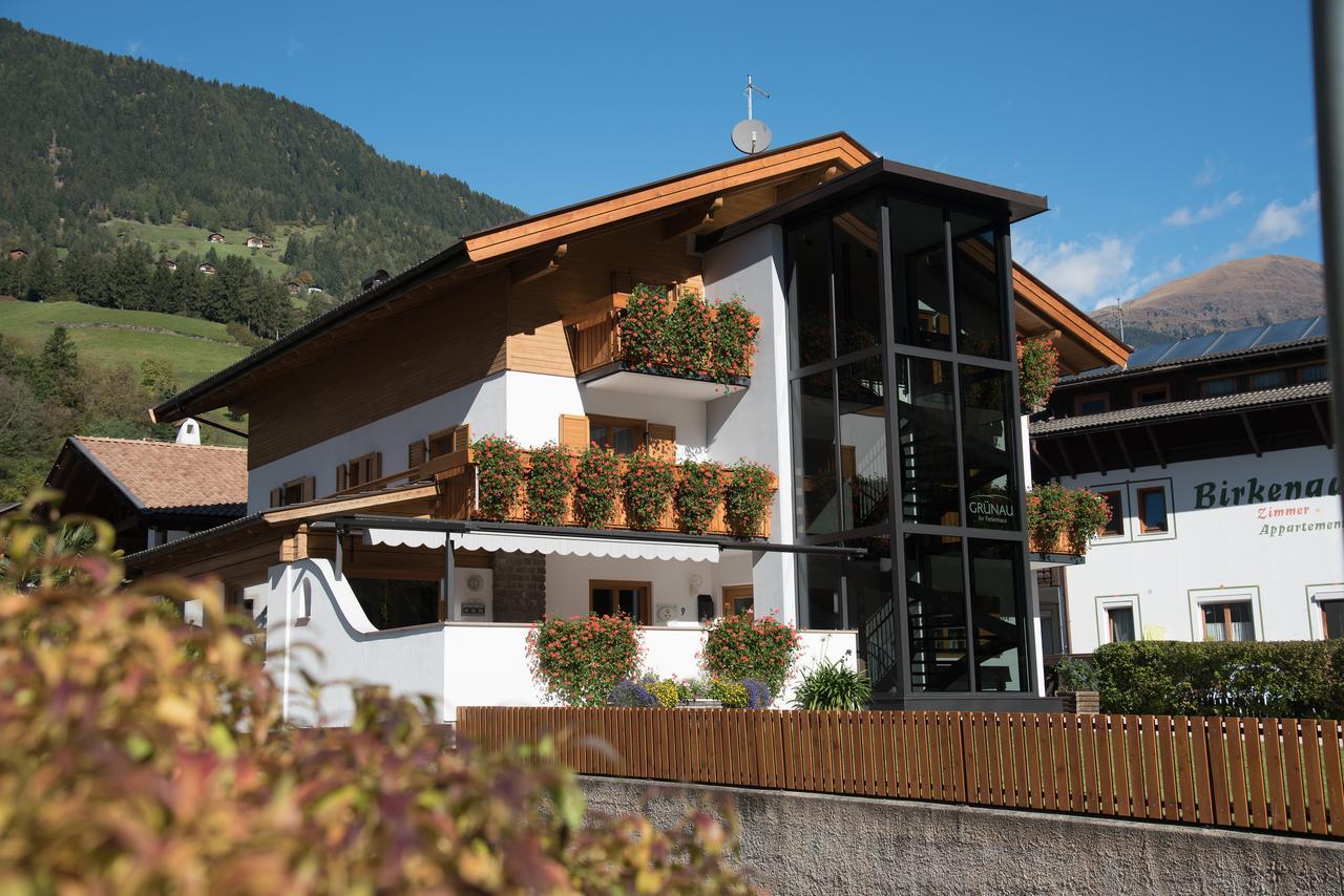 Garni Gruenau Hotel San Martino In Passiria  Exterior foto